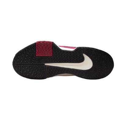 Кроссовки женские Nike GP Challenge Pro - Pale Ivory/Sail/Team Red/Rush
