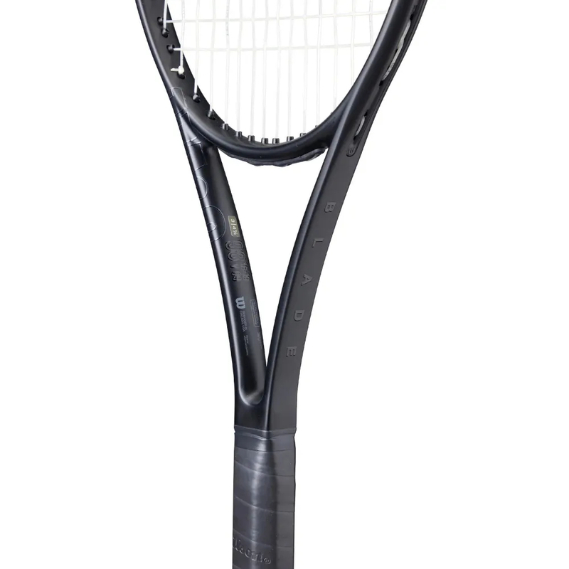 Теннисная ракетка Wilson Blade 98 305 гр. 16X19 V9 Noir Edition