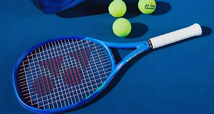 Ракетка для большого тенниса Yonex Ezone 98L (Blast Blue) tennis-mag.ru